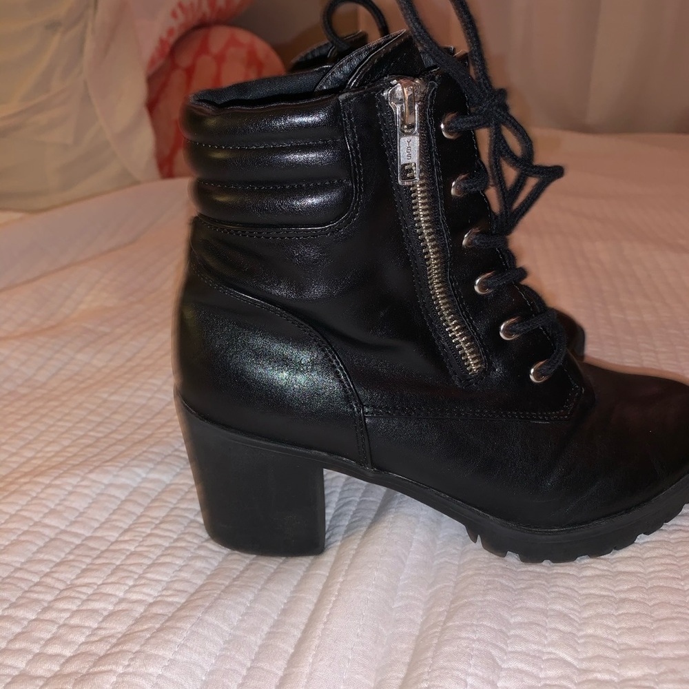 Healed Combat Boots - Picture 4 of 6